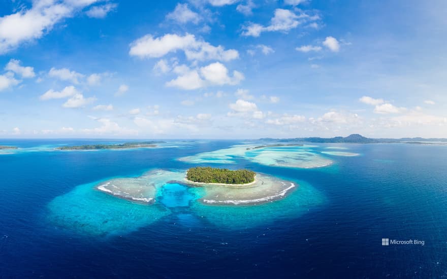 Banyak Islands, Sumatra, Indonesia