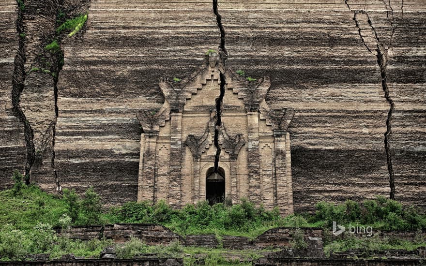 Mingun Pahtodawgyi ruins, Mingun, Myanmar