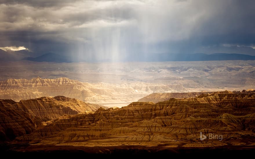 [Summer Today] Weathered Landforms in Tibet